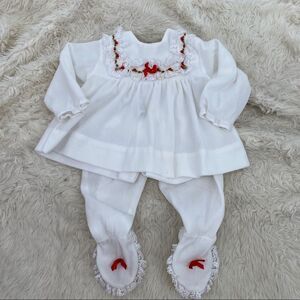 Vintage retro Alexis 2 piece footed baby outfit 18 to 25 pounds 6 to 9 months ?